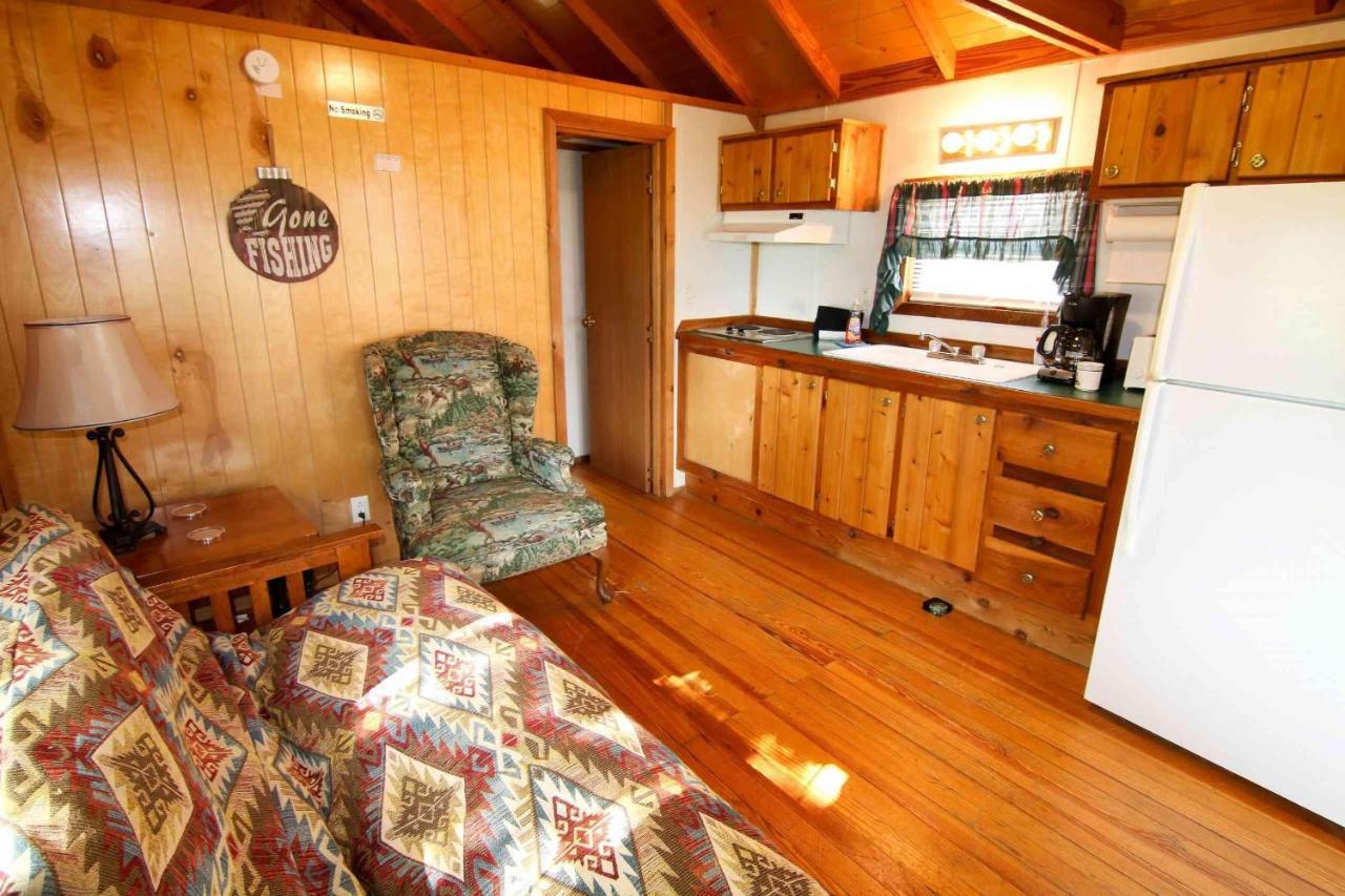 Lakefront Cedar Cabin - 8 Mead Kültér fotó